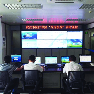 嵊州最新药店3000元能套现多少方法分析(最方便真实的嵊州急用钱如何提取医保卡里的钱方法)